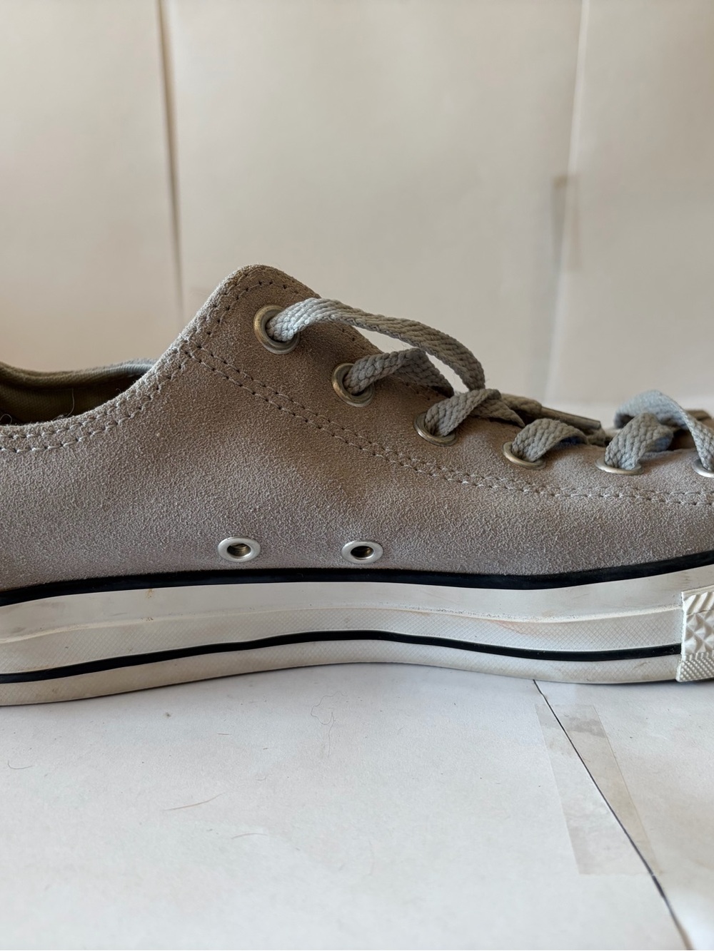Converse Chuck Taylor All Star OX Suede Shimmer Low Top A10375C M-8, W-10